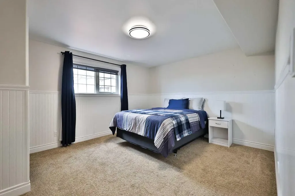 609 7 Avenue Stirling AB T0K 2E0