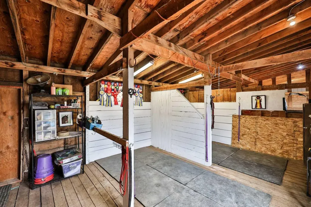 609 7 Avenue Stirling AB T0K 2E0