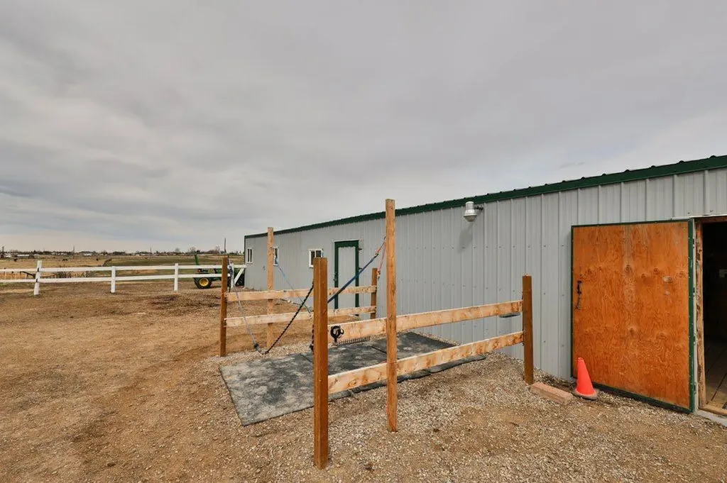 609 7 Avenue Stirling AB T0K 2E0