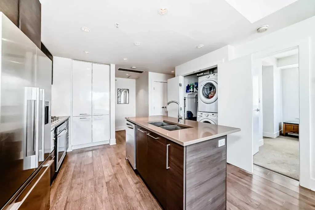 38 9 Street NE Calgary AB T3E 7X9