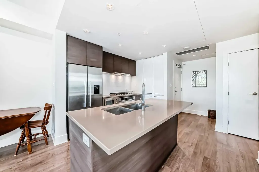 38 9 Street NE Calgary AB T3E 7X9