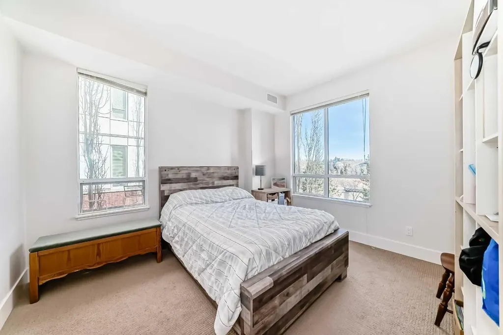 38 9 Street NE Calgary AB T3E 7X9