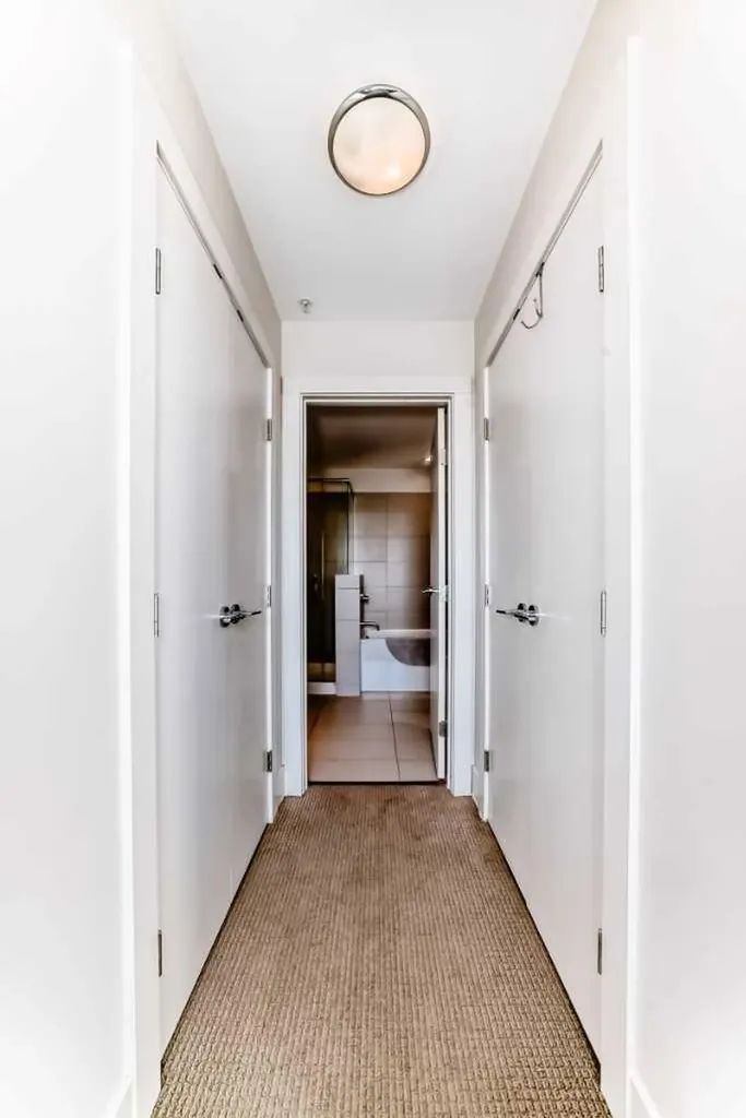 38 9 Street NE Calgary AB T3E 7X9