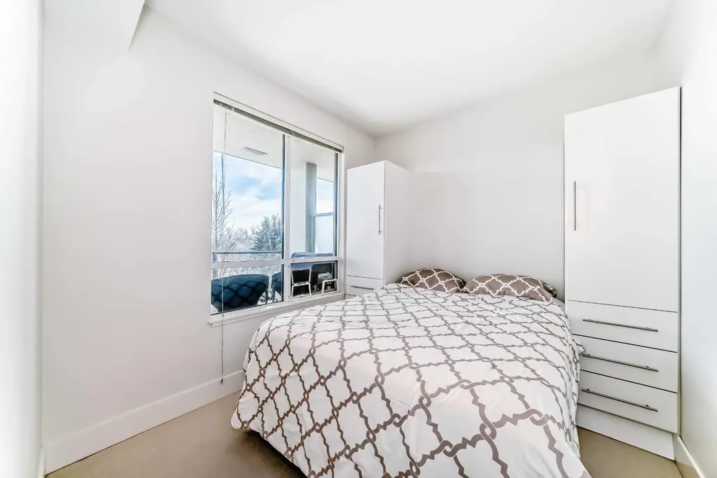 38 9 Street NE Calgary AB T3E 7X9