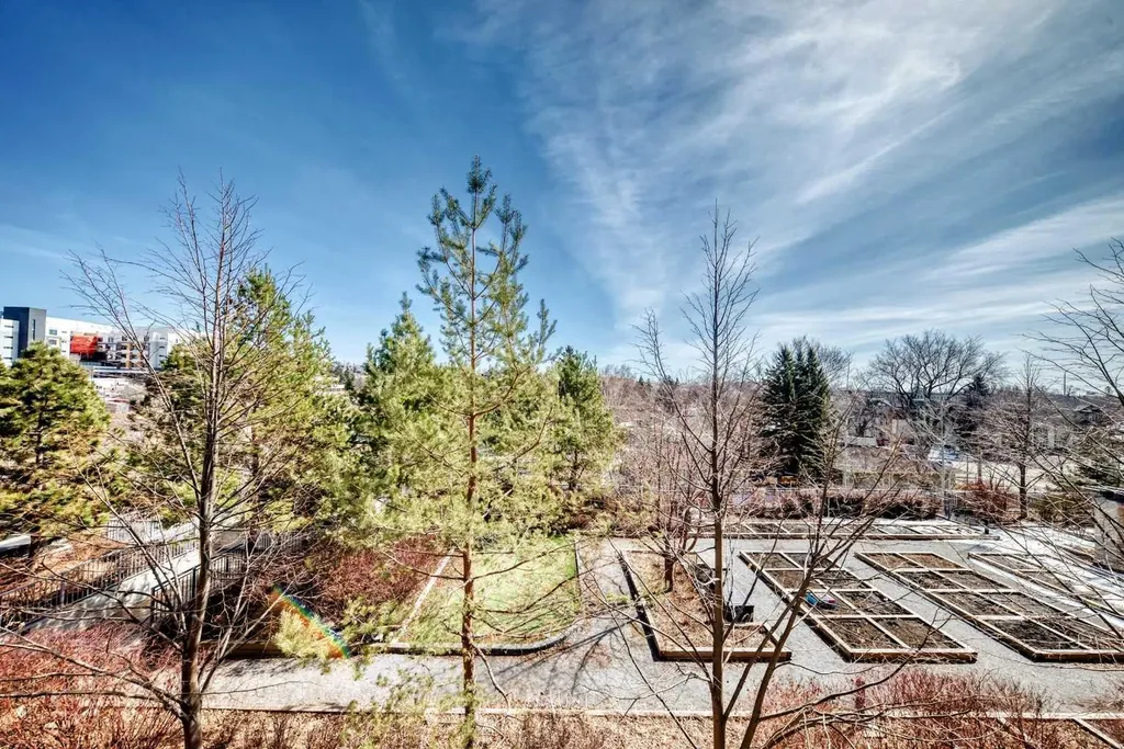 38 9 Street NE Calgary AB T3E 7X9