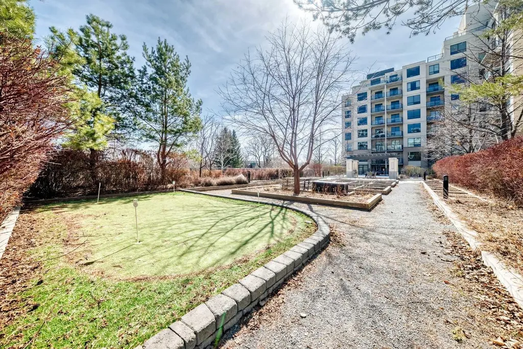 38 9 Street NE Calgary AB T3E 7X9