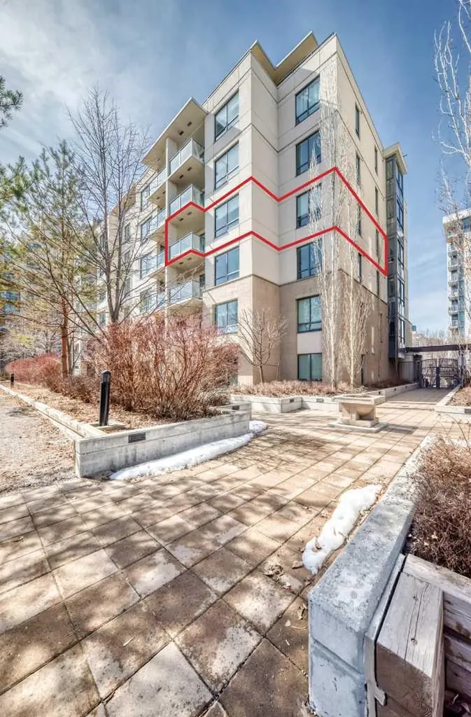 38 9 Street NE Calgary AB T3E 7X9