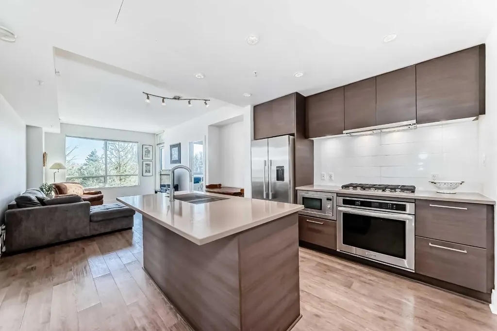 38 9 Street NE Calgary AB T3E 7X9