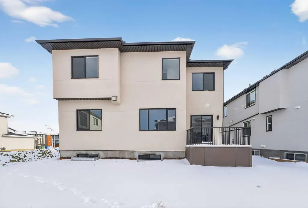 1049 Waterstone Green Chestermere AB T1X 2Z1
