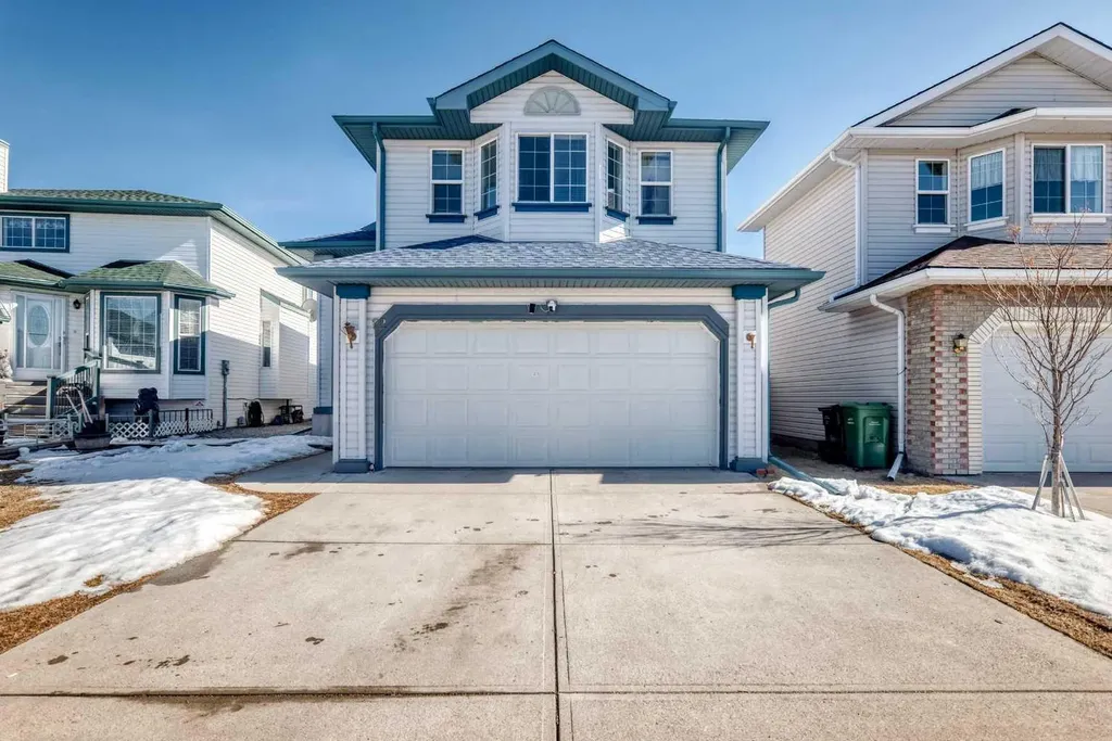 22 Applestone Park SE Calgary AB T2A 7S4