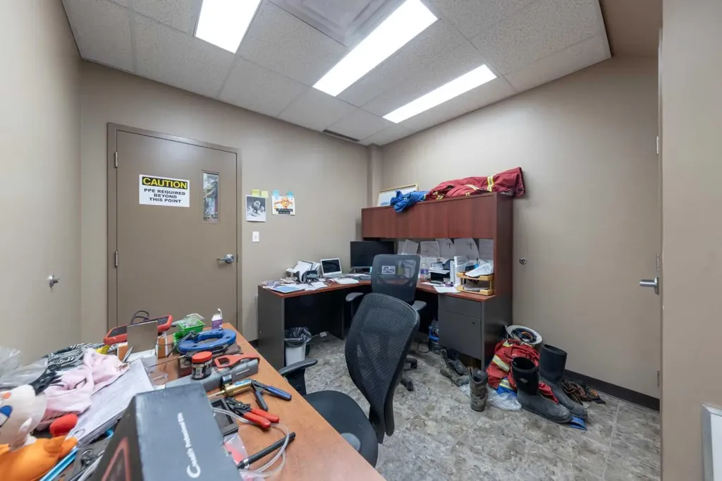 7156 56 Street Lloydminster AB T9V 2W8