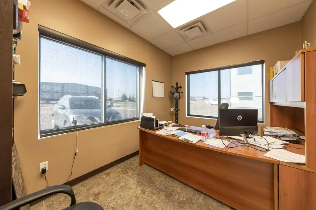 7156 56 Street Lloydminster AB T9V 2W8