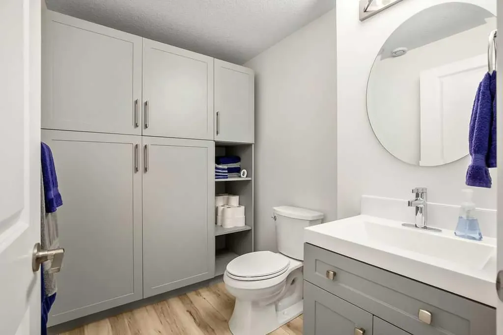639 Kingsmere Way SE Airdrie AB T4A 0X7