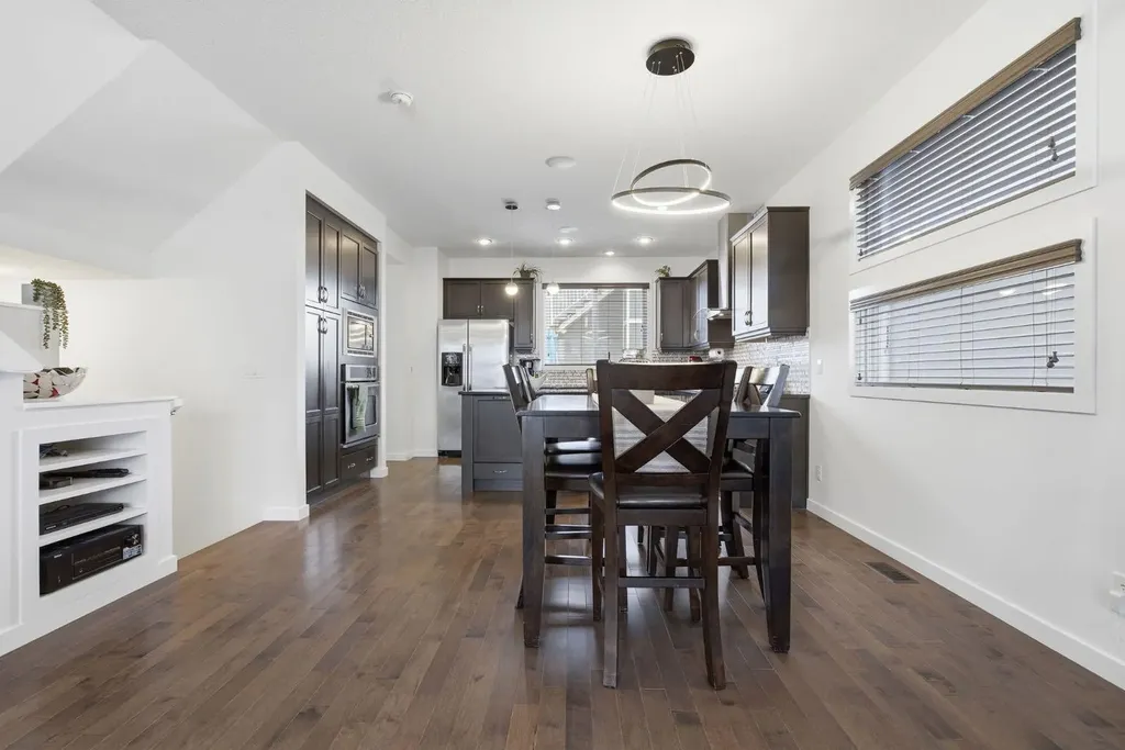 773 River Heights Crescent Cochrane AB T4C 0S2