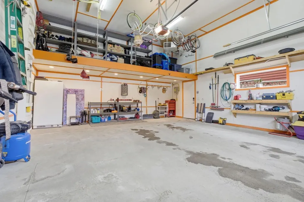 773 River Heights Crescent Cochrane AB T4C 0S2