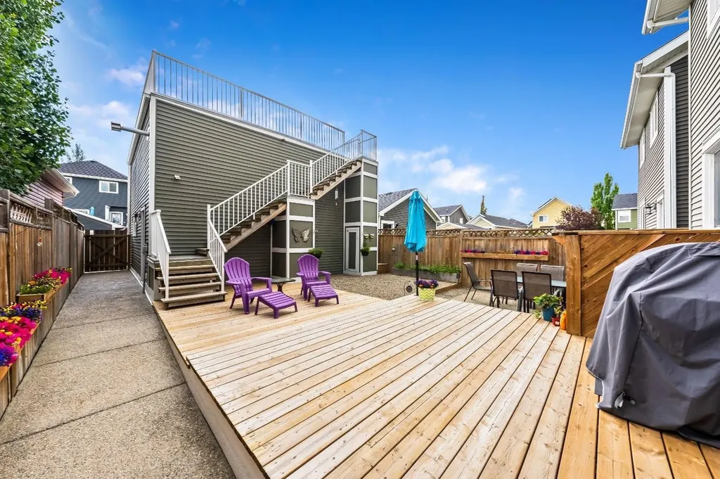 773 River Heights Crescent Cochrane AB T4C 0S2