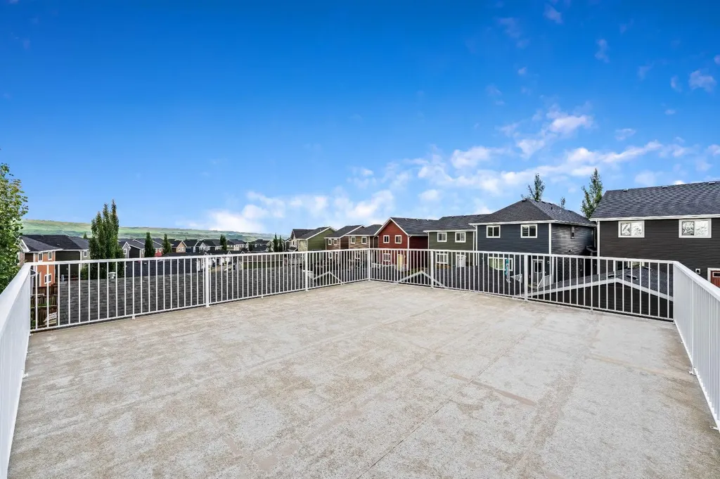 773 River Heights Crescent Cochrane AB T4C 0S2