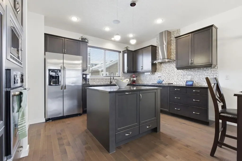 773 River Heights Crescent Cochrane AB T4C 0S2