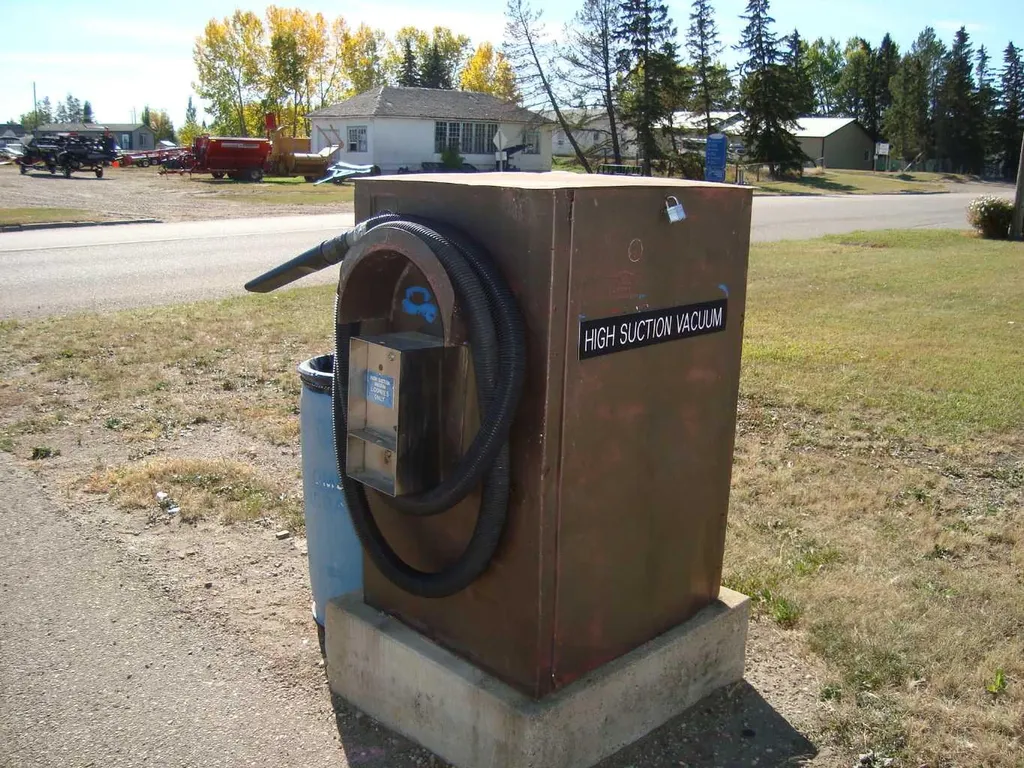 116 1st Avenue Trochu AB T0M 2C0