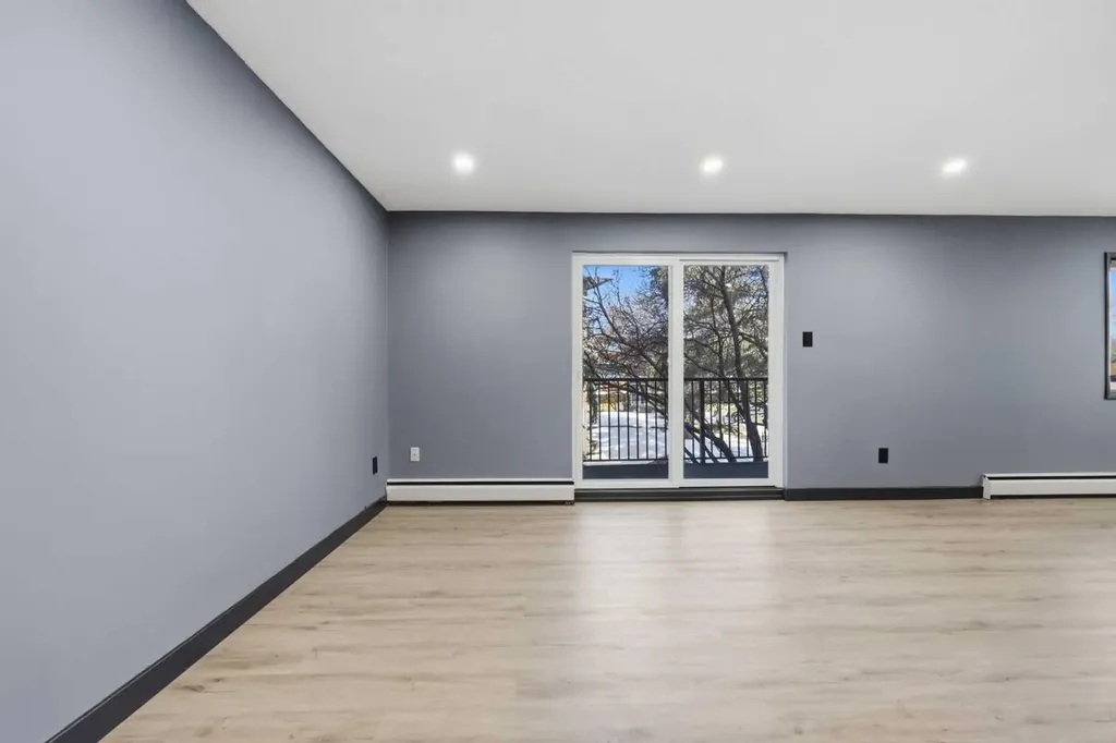 3103 Blakiston Drive NW Calgary AB T2L1L7