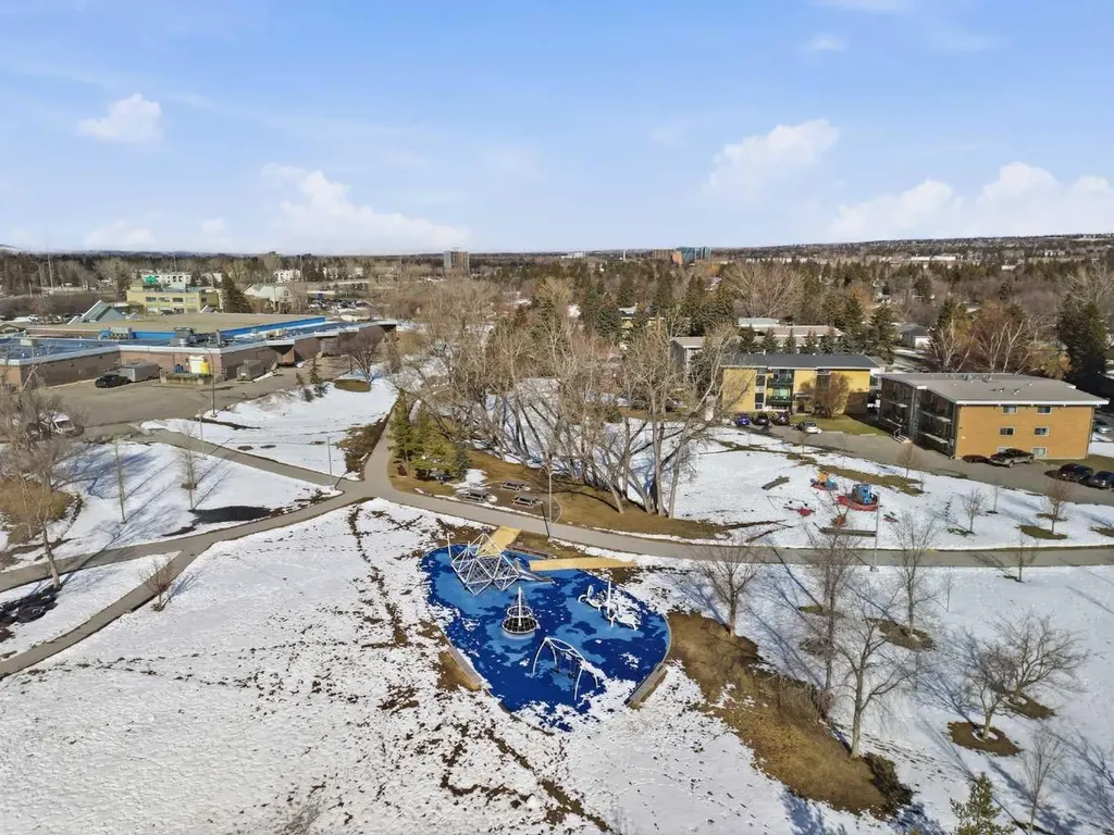 3103 Blakiston Drive NW Calgary AB T2L1L7
