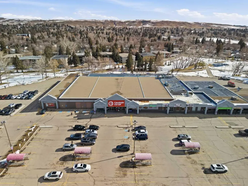 3103 Blakiston Drive NW Calgary AB T2L1L7