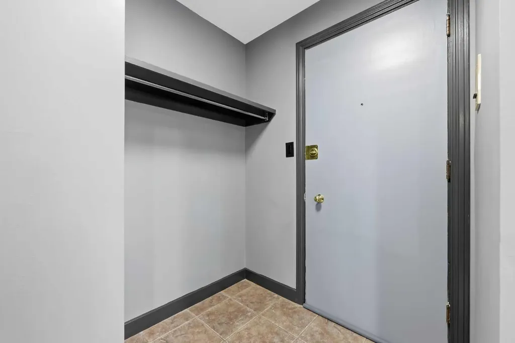 3103 Blakiston Drive NW Calgary AB T2L1L7