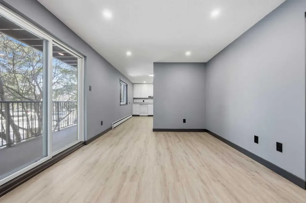 3103 Blakiston Drive NW Calgary AB T2L1L7