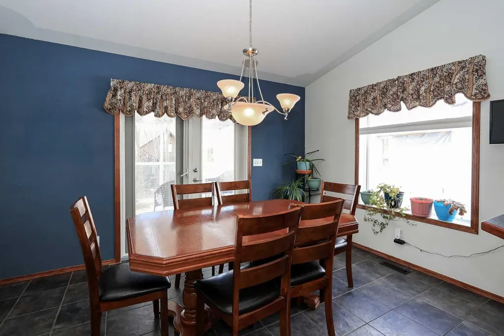 50 Donald Close Red Deer AB T4P 3E7