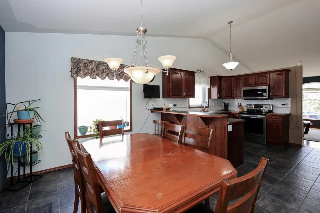 50 Donald Close Red Deer AB T4P 3E7