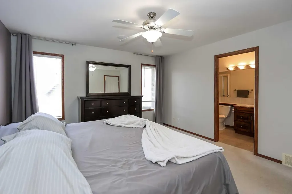 50 Donald Close Red Deer AB T4P 3E7