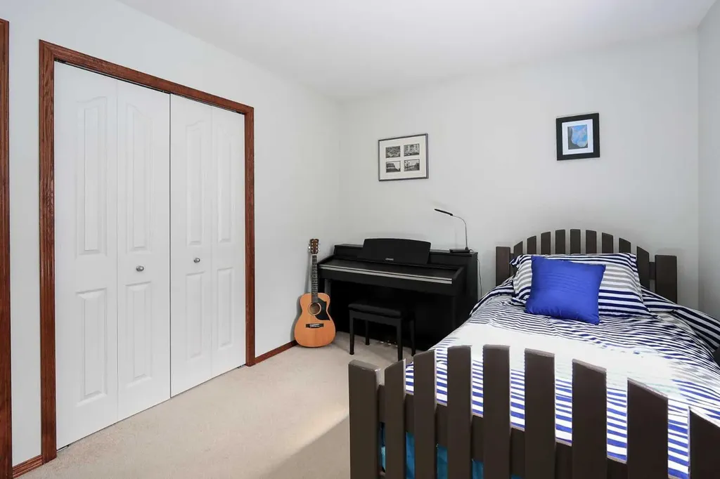 50 Donald Close Red Deer AB T4P 3E7