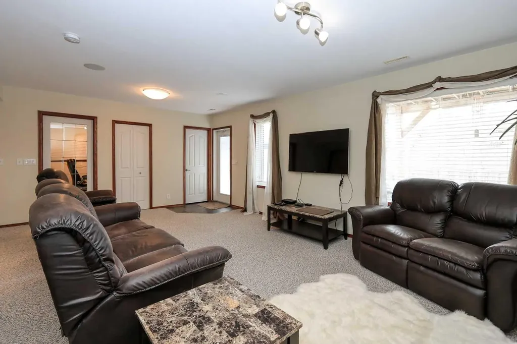 50 Donald Close Red Deer AB T4P 3E7