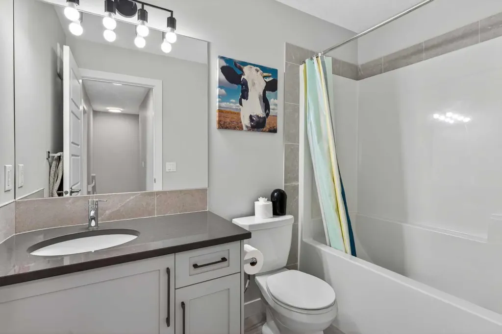 394 Sundown Road Cochrane AB T4C 2A6