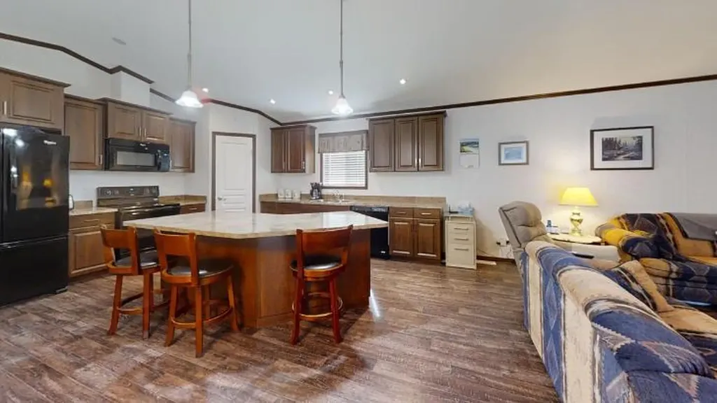 5853 4 Street W Claresholm AB T0L 0T0