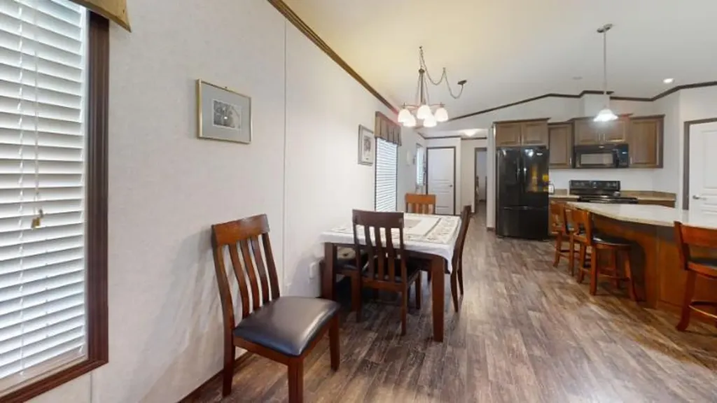 5853 4 Street W Claresholm AB T0L 0T0