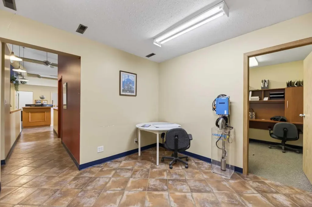 4511 Imperial Road Olds AB T4H1M6