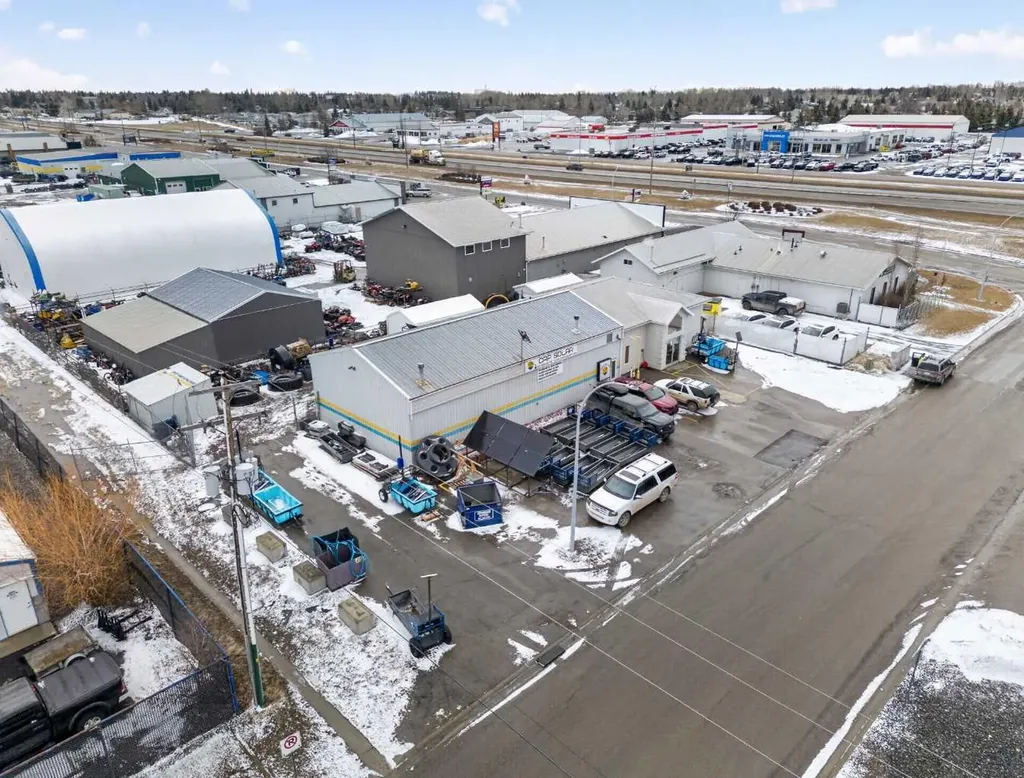4511 Imperial Road Olds AB T4H1M6