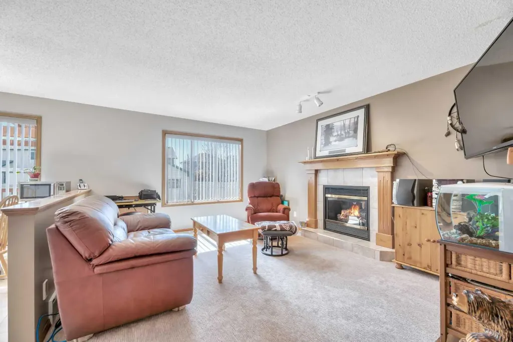 7 Springs Crescent SE Airdrie AB T4A 2C2