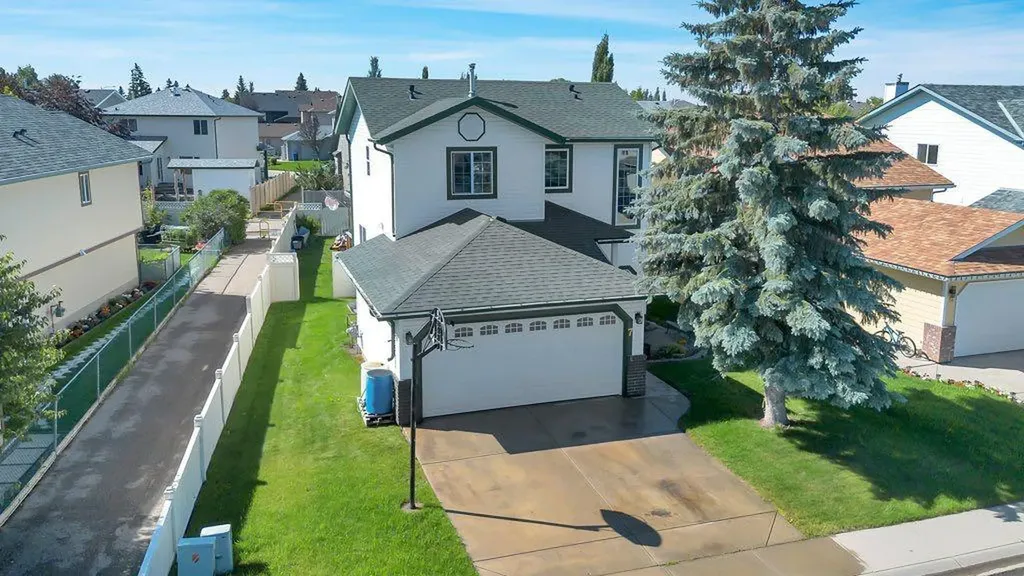 7 Springs Crescent SE Airdrie AB T4A 2C2
