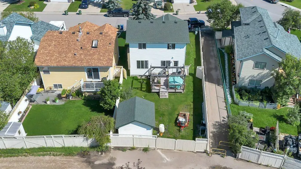 7 Springs Crescent SE Airdrie AB T4A 2C2