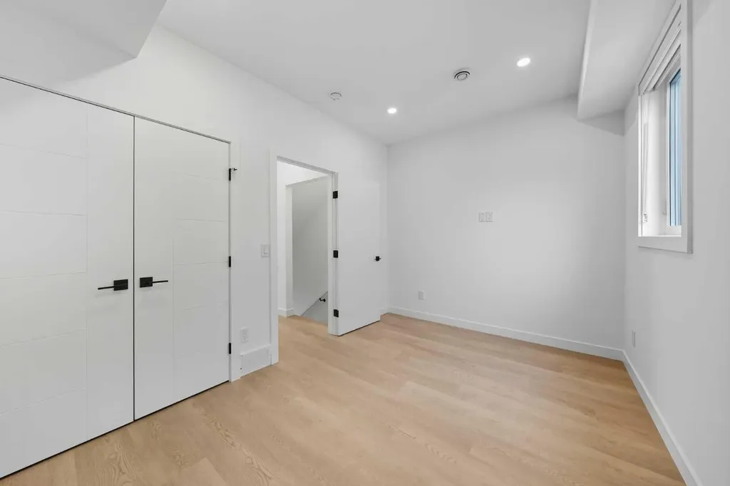 1224 20 Avenue NW Calgary AB T2N 2K4