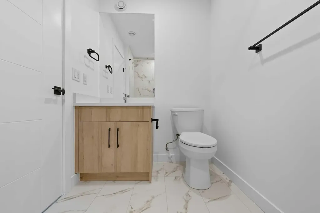 1224 20 Avenue NW Calgary AB T2N 2K4
