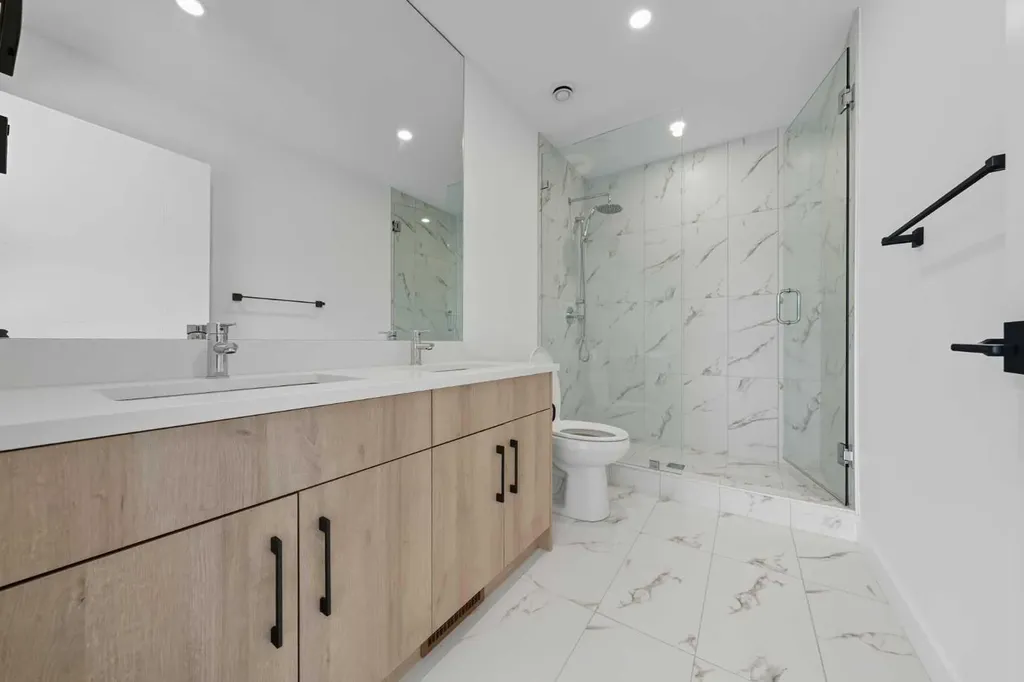 1224 20 Avenue NW Calgary AB T2N 2K4