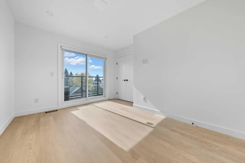 1224 20 Avenue NW Calgary AB T2N 2K4
