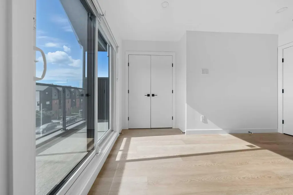 1224 20 Avenue NW Calgary AB T2N 2K4