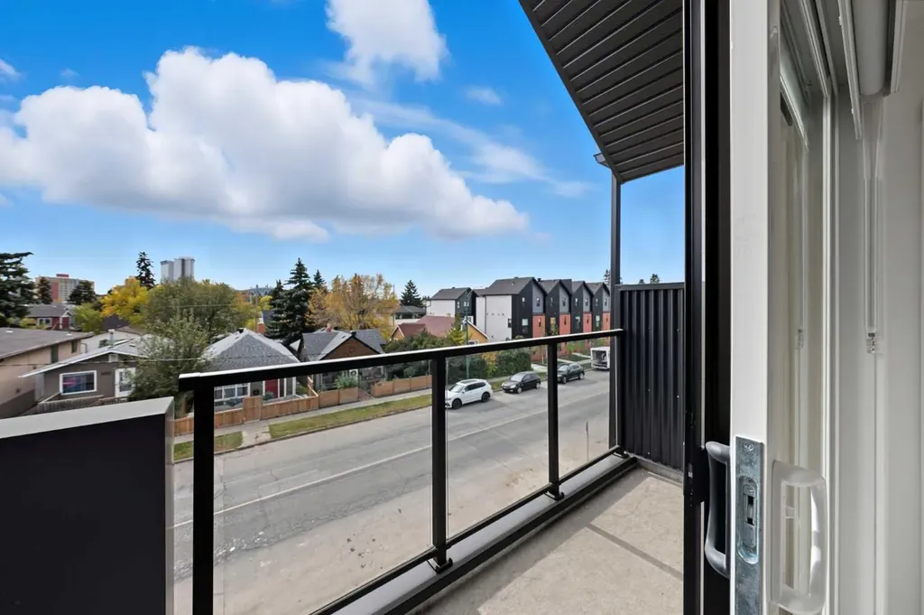 1224 20 Avenue NW Calgary AB T2N 2K4