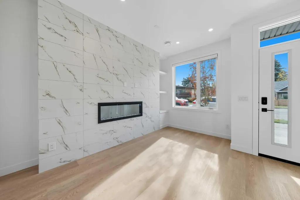 1224 20 Avenue NW Calgary AB T2N 2K4