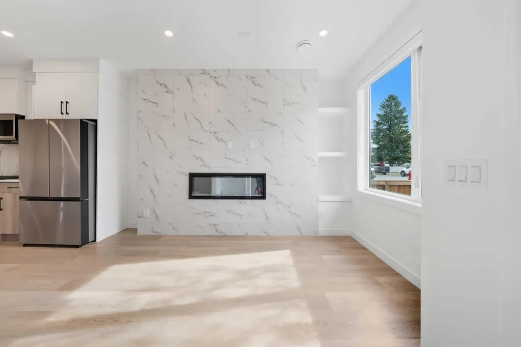 1224 20 Avenue NW Calgary AB T2N 2K4
