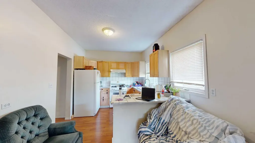 1625 23 Avenue SW Calgary AB T2T 0V1